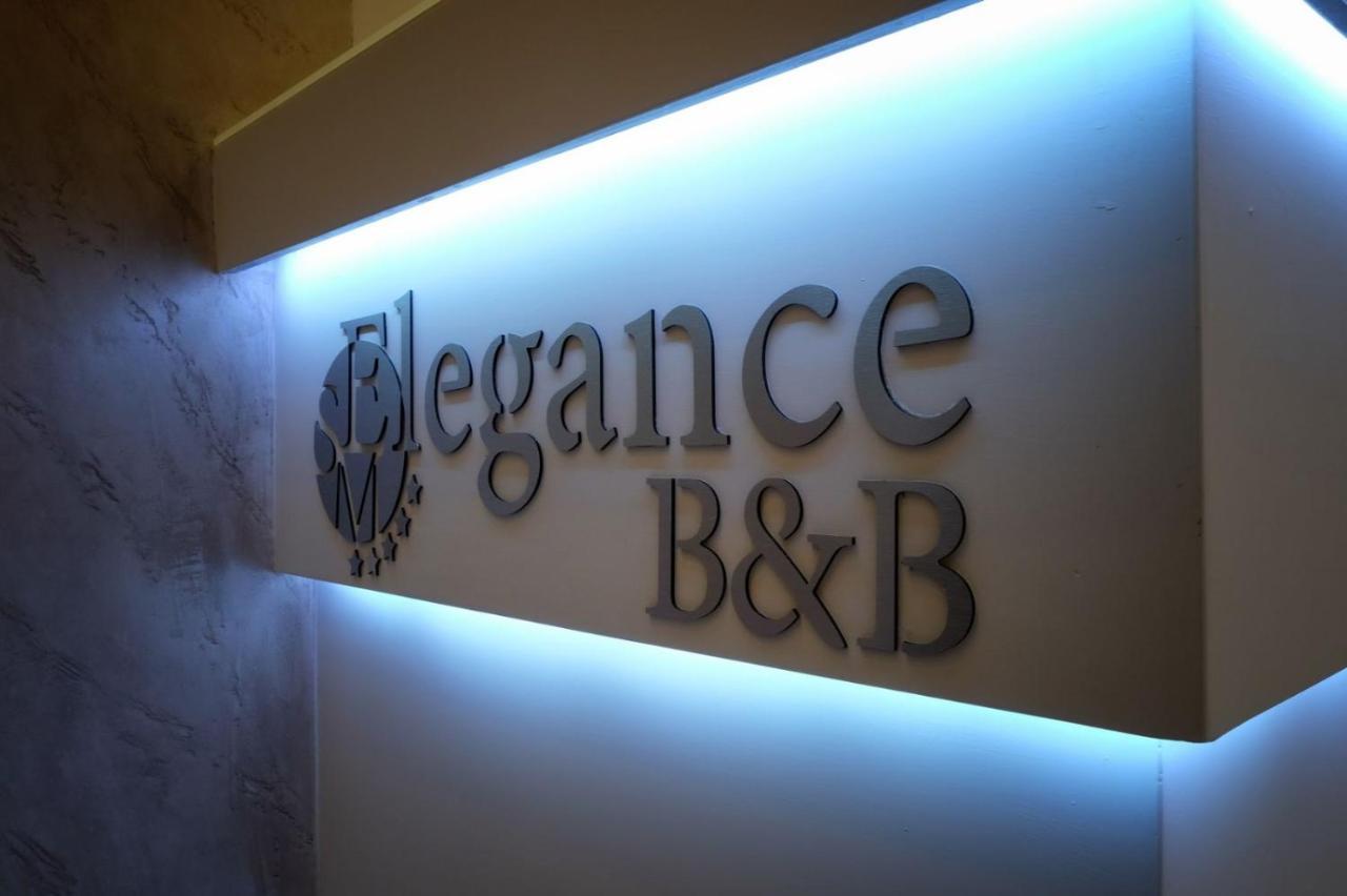 Elegance B&B เนเปิลส์ ภายนอก รูปภาพ
